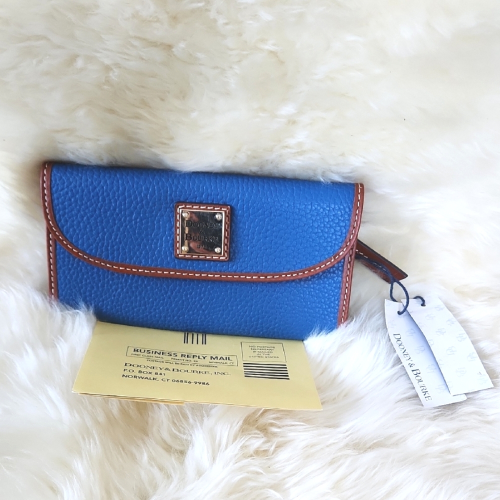 NWT Dooney & Bourke Persian Blue Pebbled Leather Long Wallet 💙🎁